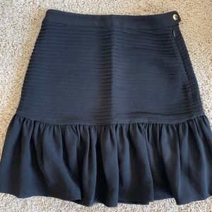 Wilfred le fou black ruffled dansa skirt (Size 0)